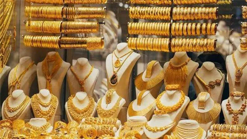 الذهب يتراجع 5 جنيهات في نهاية تعاملات اليوم