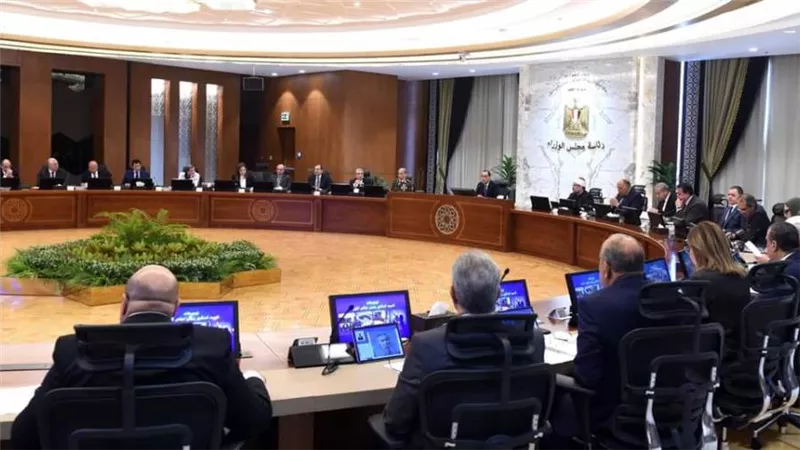 رئيس الوزراء يوجه بسرعة استلام الموظفين المنتقلين للعمل بالعاصمة الإدارية الجديدة لوحداتهم المخصصة لهم في مدينة بدر