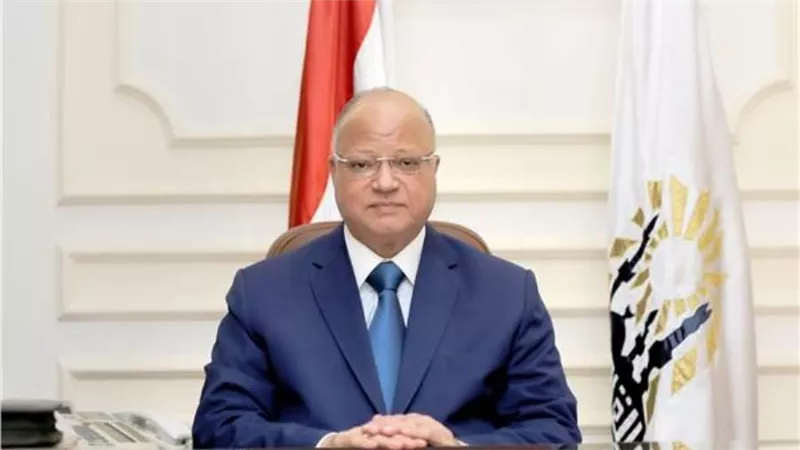 محافظ القاهرة: حملات مكثفة على محال بيع اللحوم والأسماك والدواجن قبل العيد 