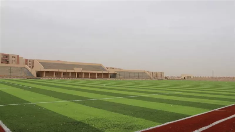 وزير الإسكان: ارتفاع معدلات تنفيذ مشروعات الخدمات والطرق والمرافق الجارية بمدينة العاشر من رمضان