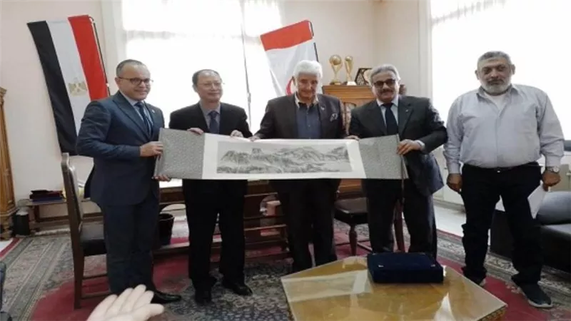 الاتحاد الرياضي للجامعات يلتقي وفدًا صينيًّا لبحث إمكانية مشاركة مصر بالدورة العالمية للألعاب الجامعية الصيفية (صور)