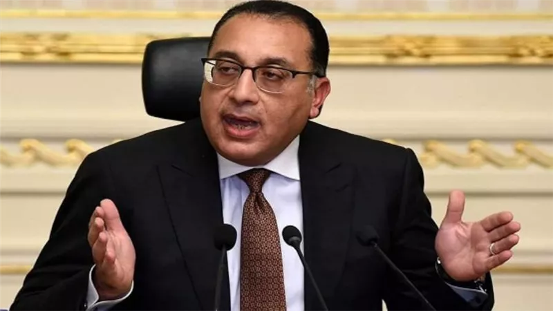 رئيس الوزراء يُهنئ وزير الدفاع بالذكرى الحادية والأربعين لتحرير سيناء