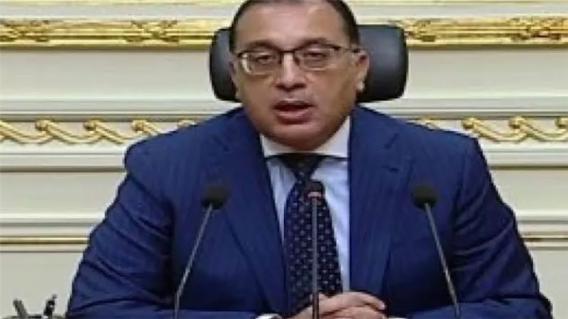 بسام راضي يكشف تفاصيل مشروع القرن: تكلفة حياة كريمة تتجاوز 700 مليار جنيه