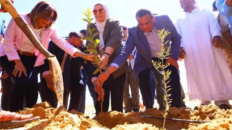 وزيرة التضامن تفتتح مشروع محطة تحلية قبر عمير بمركز الشيخ زويد (صور)