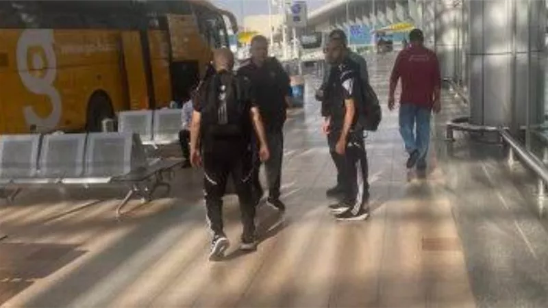 دوري أبطال إفريقيا.. بعثة الأهلي تصل مطار القاهرة استعدادًا للسفر إلى المغرب