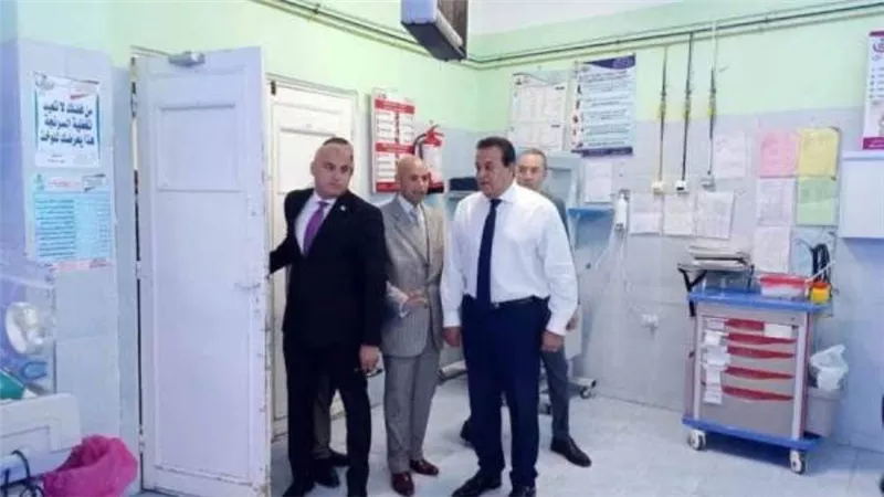 وزير الصحة يشيد بخدمات مستشفى الصالحية المركزي