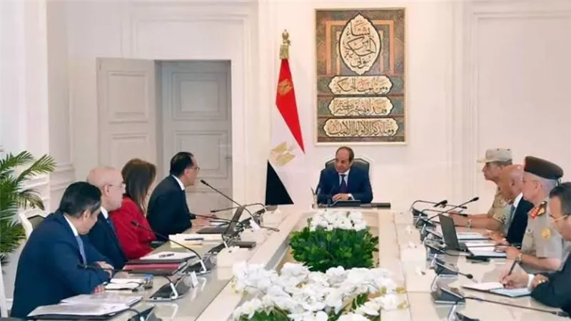 الرئيس السيسي يوجه بانتقال الحكومة إلى العاصمة الإدارية وفق الحوكمة والرقمنة والتطوير المؤسسي