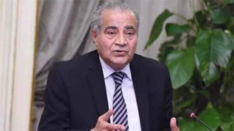 وزير التموين: الدولة تتحمل فارق سعر السولار للمخابز لطرح الرغيف بـ 5 قروش