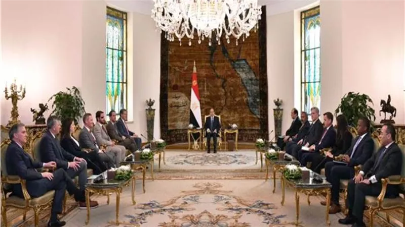 الرئيس السيسي لأعضاء الكونجرس الأمريكي: ضرورة وقف إطلاق النار نهائيًا بالسودان