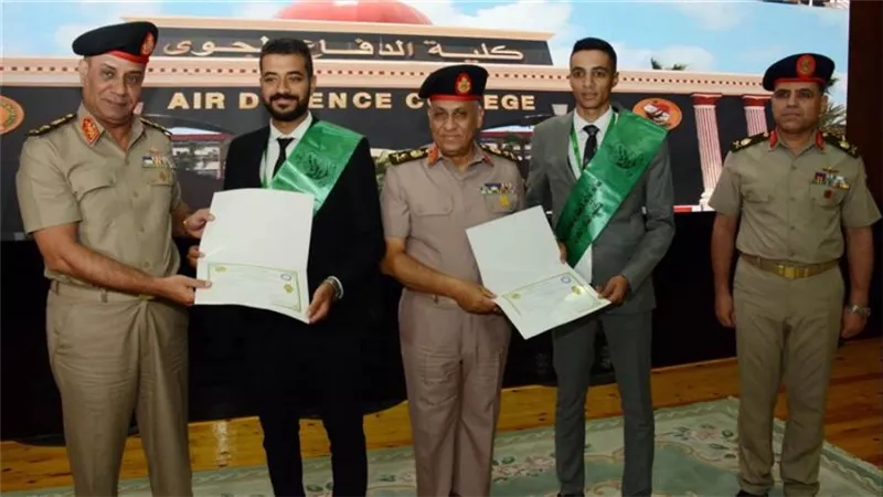 الأكاديمية العسكرية المصرية العليا تنظم مسابقة الابتكارات العلمية الثانية 