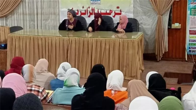 ندوات توعية وتثقيف للمرأة بمدن وقرى الدقهلية 