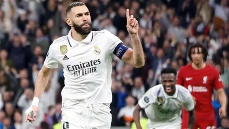 ريال مدريد ضد مانشستر سيتي.. بنزيما يقود هجوم الملكي في مباراة اليوم بدوري أبطال أوروبا