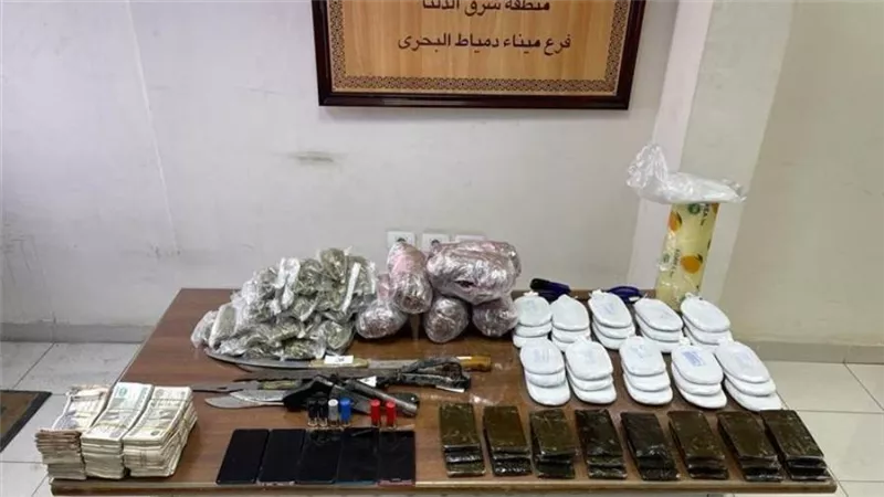 حبس 6 أشخاص لحيازتهم مواد مخدرة في دار السلام 