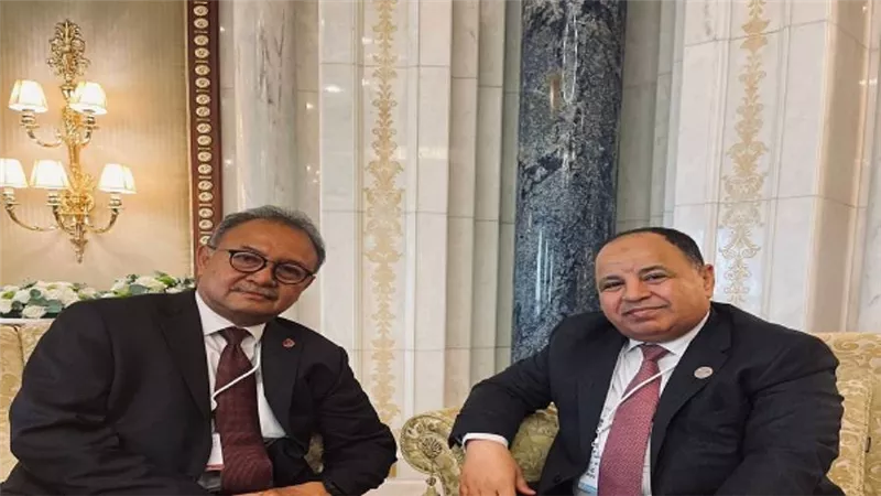 وزير المالية: نرحب باستضافة الاجتماعات السنوية للبنك الآسيوي للاستثمار في البنية التحتية