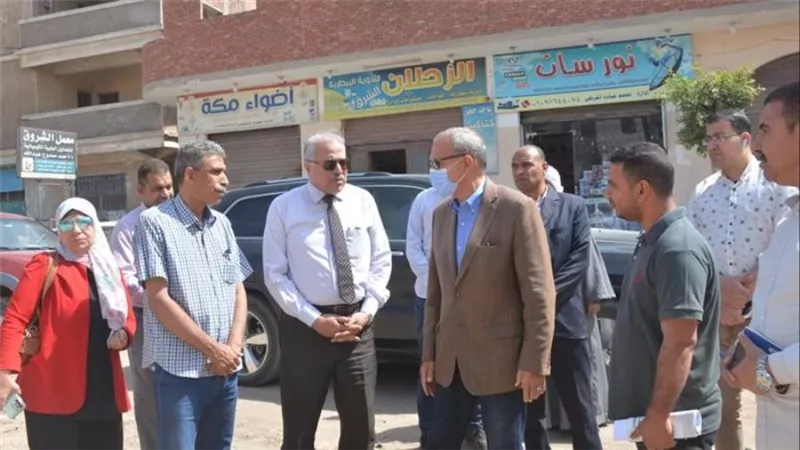 محافظ القليوبية يتابع مشروعات حياة كريمة 