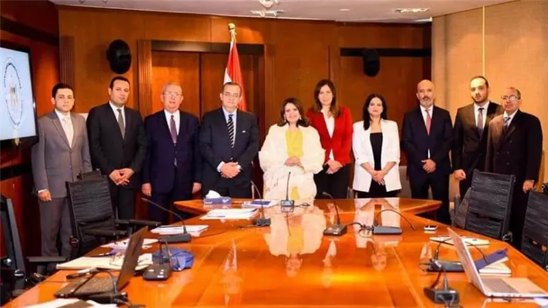 وزيرة الهجرة:  حريصون على حل مشكلة الطلاب العائدين من الخارج بالتنسيق مع الجهات المختصة