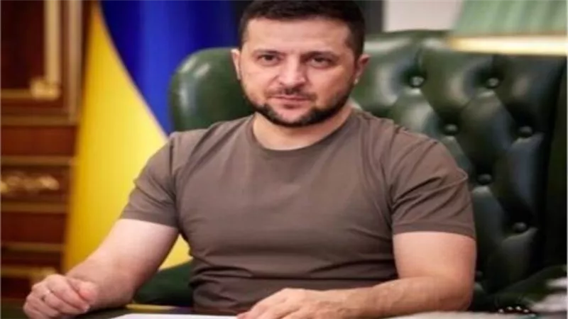 الرئيس الأوكراني يصل إلى جدة لحضور القمة العربية 