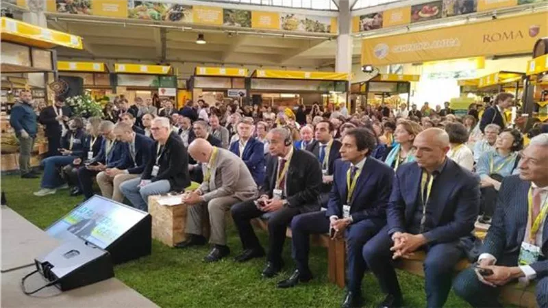 وزير التموين يشارك في اجتماع التحالف العالمي لأسواق المزارعين بروما 
