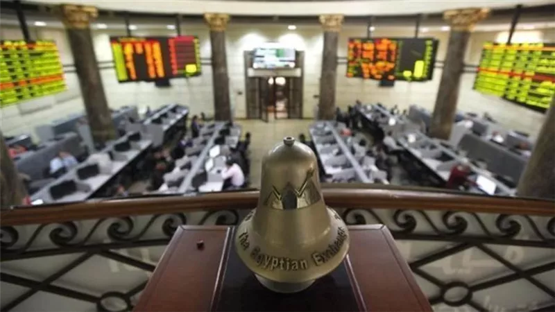 البورصة المصرية تواصل التباين بمنتصف تعاملات الثلاثاء  