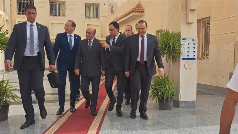  وزير العدل يفتتح فرع الشهر العقاري بجنوب سيناء ويطلق خدمة توثيق زواج الأجانب