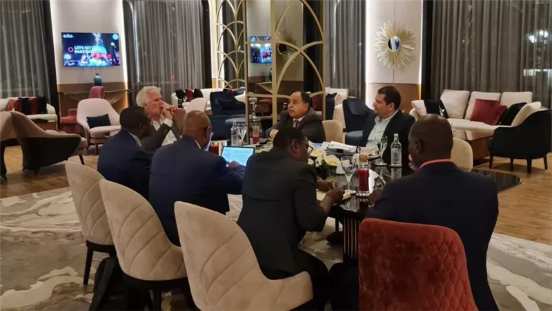 وزير المالية خلال لقائه مع نظيره في زيمبابوي بشرم الشيخ: ميكنة إدارة «المالية العامة» جعل الموازنة أكثر مرونة في مواجهة التحديات العالمية والمحلية