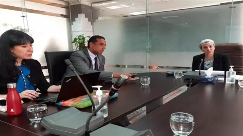وزيرة البيئة: وحدة الاستثمار البيئي والمناخي تعد النواة لتهيئة المناخ الداعم للاستثمار في المجال البيئي (صور)