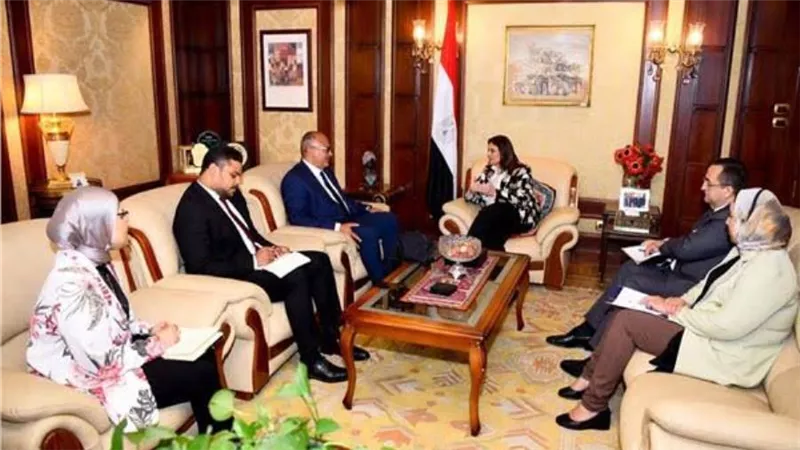 لدعوة المصريين بالخارج للاستثمار.. وزيرة الهجرة تستقبل رئيس شبكة الأعمال المصرية الكندية