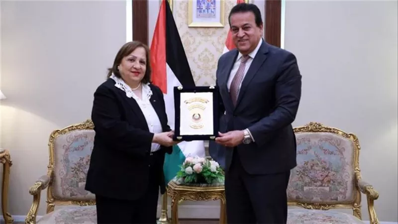 خالد عبدالغفار: توفير الدعم الصحي اللازم لفلسطين 