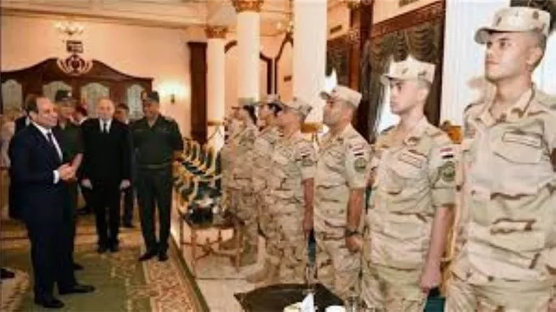 السيسي يلتقي طلاب دورة الفروسية رقم 1 بالأكاديمية العسكرية المصرية