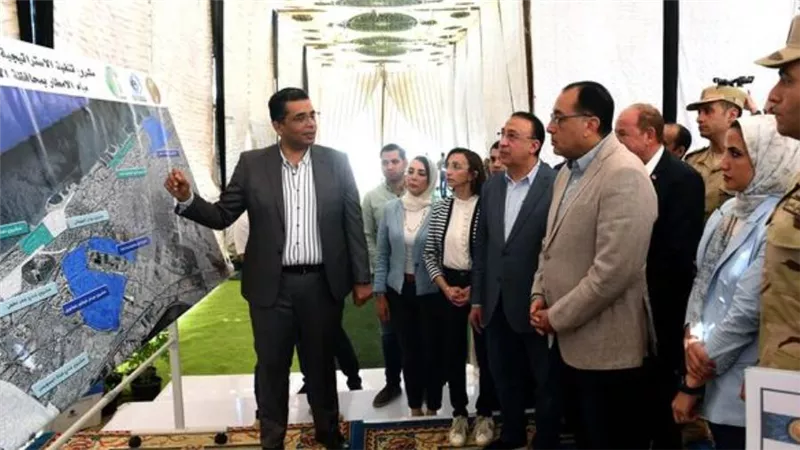 مدبولي يتفقد مشروع الاستراتيجية المتكاملة لإدارة مياه الأمطار بمحافظة الإسكندرية (صور)