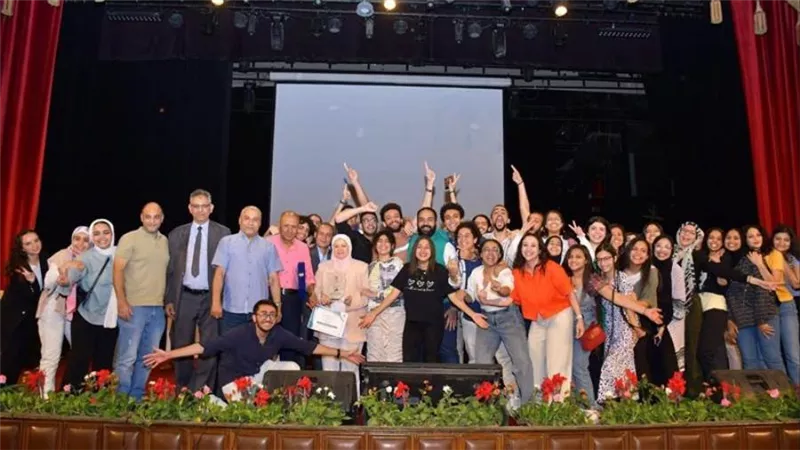 احتفالية جامعة القاهرة بمهرجان المسرح للعروض الطويلة بمشاركة 15 كلية 