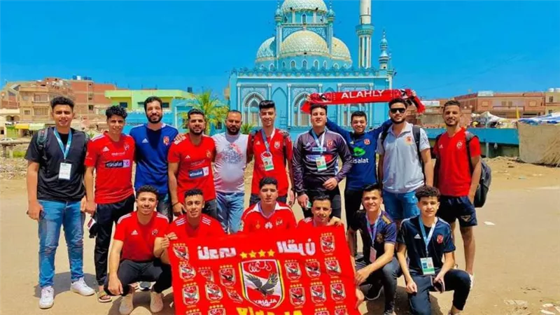 جماهير الأهلي تبدأ الزحف على ستاد القاهرة لحضور نهائي إفريقيا 
