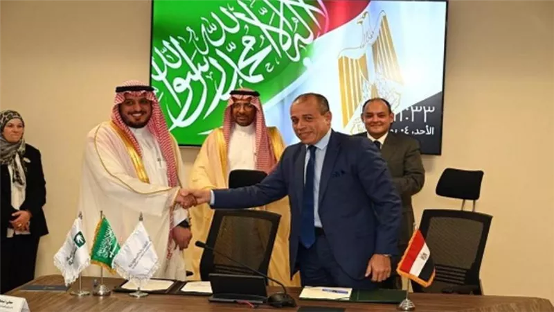 وزير التجارة يستقبل نظيره السعودي بمقر الوزارة بالعاصمة الإدارية الجديدة (صور)