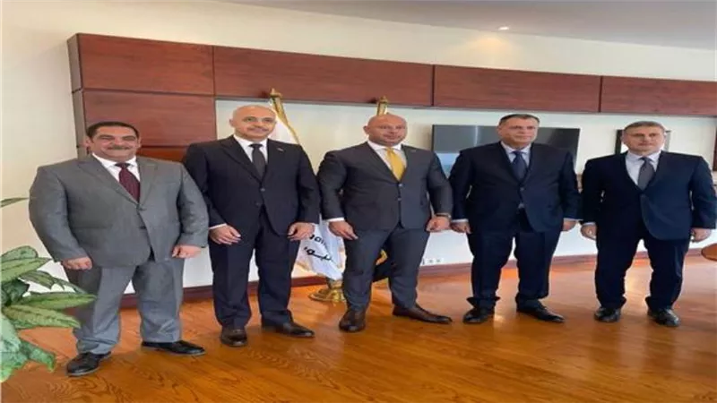 البورصة تنظم اجتماعات بين شركات البترول وجهات إعداد بحوث الاستثمار 
