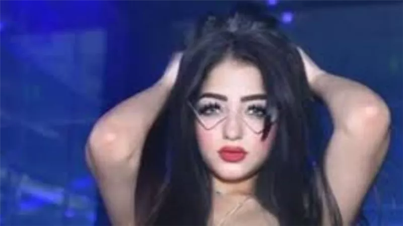 تجديد حبس البلوجر آية إيهاب وعشيقها 45 يومًا بتهمة حيازة 860 طربة حشيش