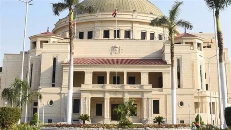 جامعة القاهرة تختتم امتحانات الترم الثاني ..وحقوق القاهرة تعلن نتائج دور مايو