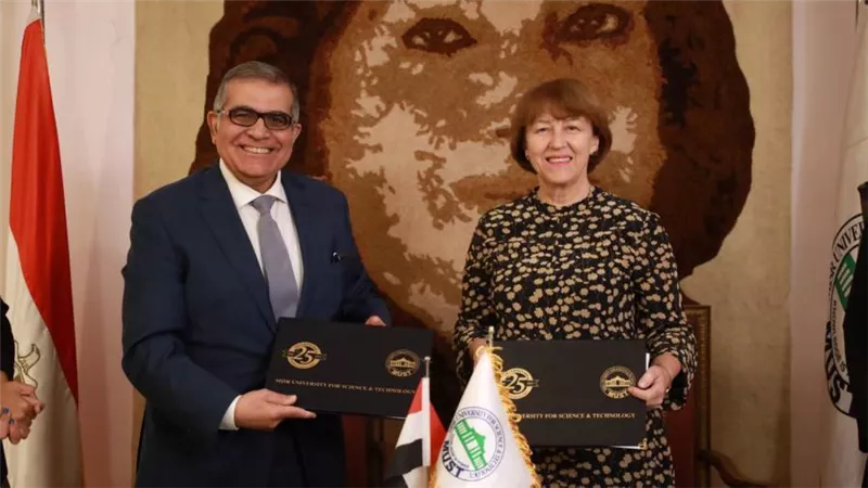  جامعة مصر للعلوم والتكنولوجيا توقع مذكرة تفاهم مع المركز الثقافي البريطانى فى مجال الامتحانات الدولية وتسجيل امتحانات IELTS