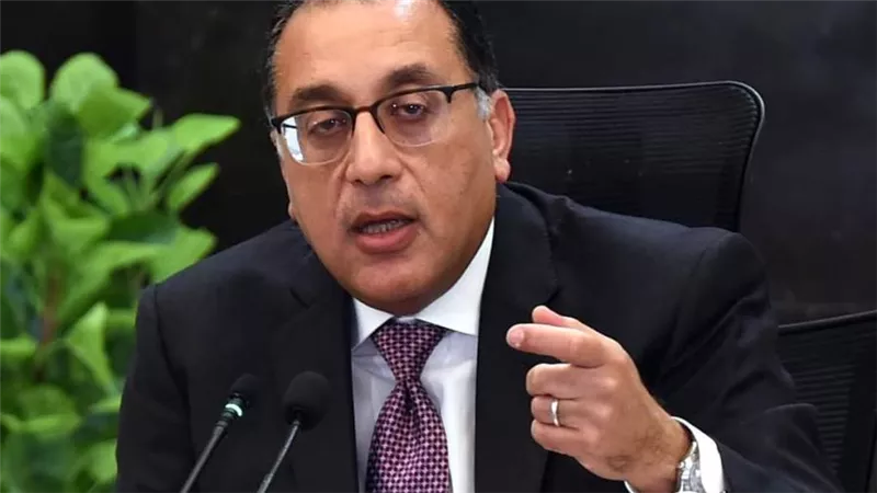 رئيس الوزراء يتابع مع رئيس الجهاز المركزي للتنظيم والإدارة ملف تسليم الوحدات السكنية للمرحلة الأولى من الموظفين المنتقلين للعاصمة الإدارية