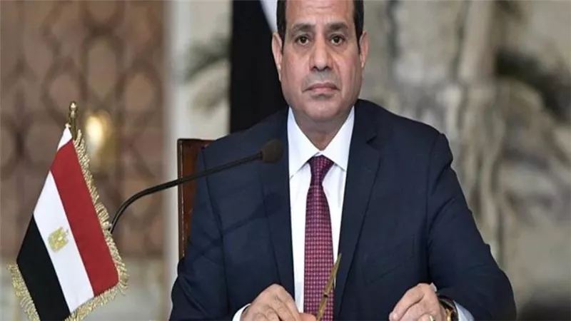 الرئيس السيسي يوفد مندوبا للتعزية في وفاة اللواء محمود خلف