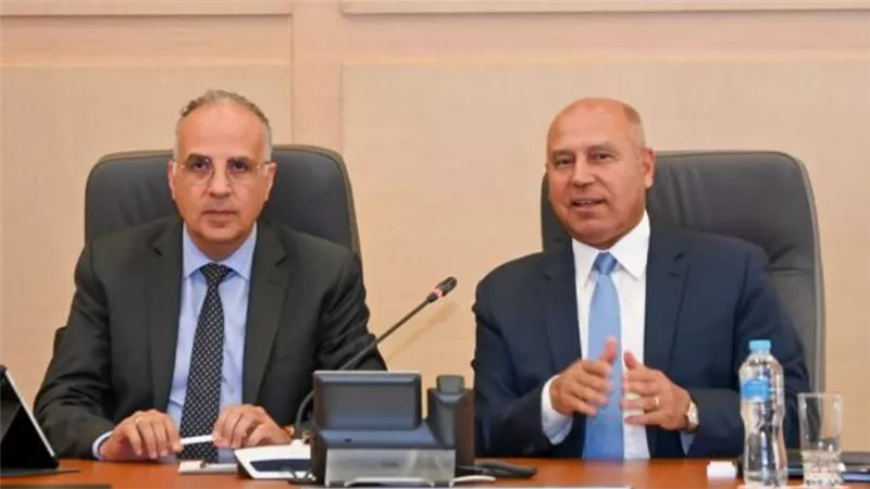 وزيرا النقل والري يناقشان موقف المشروعات والتنسيقات المشتركة بين الوزارتين