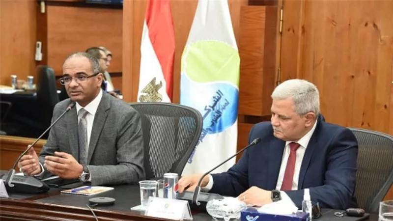 ئب وزير الإسكان يؤكد ضرورة مواصلة الجهود للحفاظ على جودة خدمات المياه والصرف (صور)