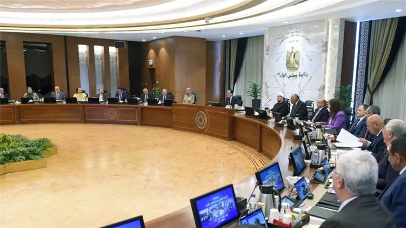 رئيس الوزراء يوجه التهنئة للشعب المصري بمناسبة الذكرى العاشرة لثورة 30 يونيو