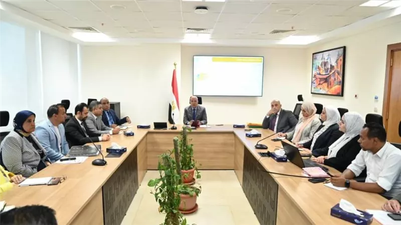 وزير الري يتابع إجراءات الإعداد لأسبوع القاهرة السادس للمياه 