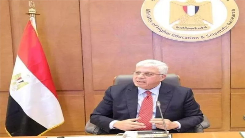 التعليم العالي: مركز بحوث الفلزات يبحث تعزيز التعاون مع المقاولون العرب وأوراسكوم