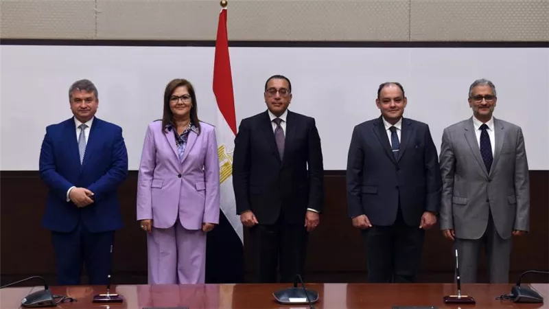 رئيس الوزراء يشهد توقيع مذكرة تفاهم للتعاون في مجالات رفع القدرات ونشر التميز الحكومي وتطوير تقديم خدمات الهيئة العامة للتنمية الصناعية