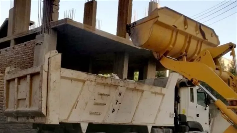 رفع 575 طن أتربة وتراكمات بمدينة الأقصر
