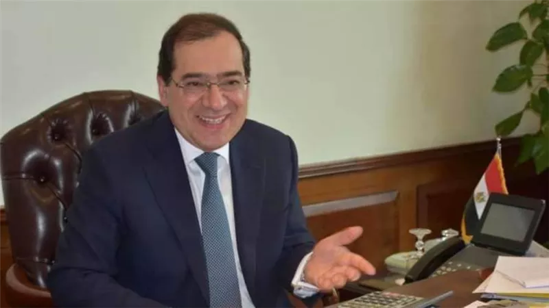 استراتيجية متكاملة لإزالة الكربون وخفض انبعاثات صناعة البترول والغاز