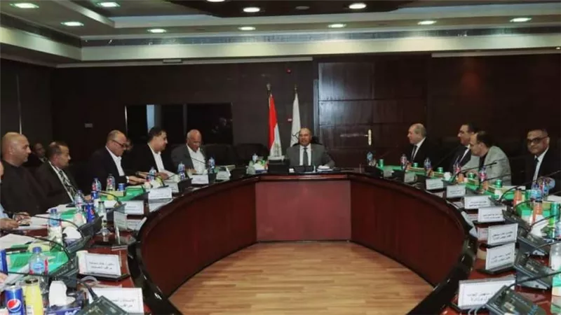 وزير النقل يترأس الجمعيتين العموميتين للشركة المصرية لإنشاء وصيانة مرافق النقل والمطارات لسنة 2022