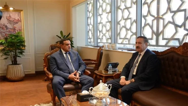 وزير التنمية المحلية يتابع مع محافظ المنوفية آخر مستجدات تنفيذ مشروعات حياة كريمة والخطة الاستثمارية