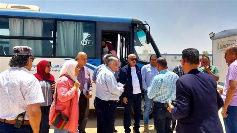 مسئولو 